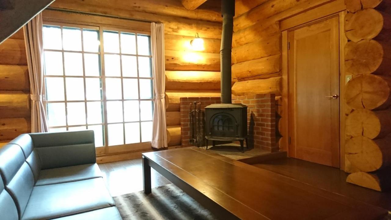 Aparthotel White Tree Log House Madarao Tangram Shinano  Exterior foto